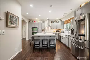 250 W St James Pl, Longview, WA 98632 - Photo 8