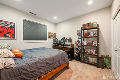 250 W St James Place, Longview, WA 98632 - Photo 30
