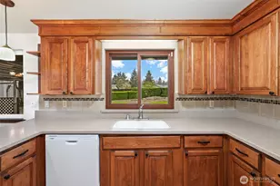 2715 148th St Ct E, Tacoma, WA 98445 - Photo 6