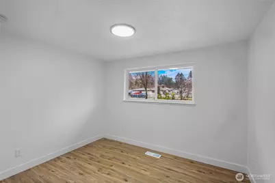 15017 11th Avenue Ct E, Tacoma, WA 98445 - Photo 24