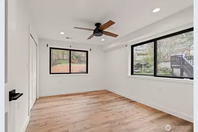 19125 94th Avenue W, Edmonds, WA 98020 - Photo 30