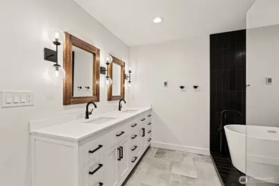 19125 94th Avenue W, Edmonds, WA 98020 - Photo 18