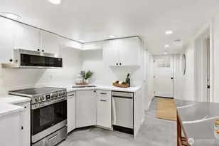 730 N 87th St, Seattle, WA 98103 - Photo 28