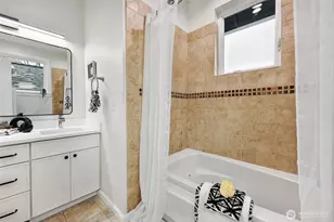 730 N 87th St, Seattle, WA 98103 - Photo 24