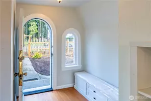 630 E 4th St, Port Angeles, WA 98362 - Photo 4