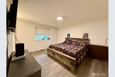 18240 E Clear Lake Boulevard SE, Yelm, WA 98597 - Photo 12