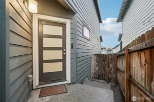 1121 N Auburn Pl, Ridgefield, WA 98642 - Photo 4