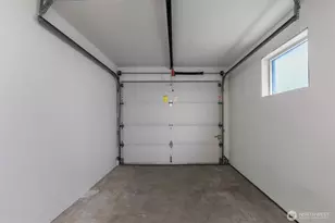 910 N 74th St, Seattle, WA 98103 - Photo 22