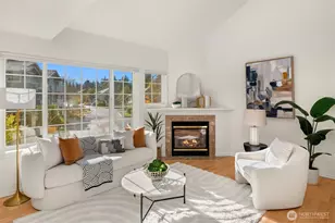 18544 NE 57th St, Redmond, WA 98052 - Photo 2