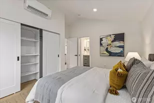 11017 35th Ave NE, Seattle, WA 98125 - Photo 18