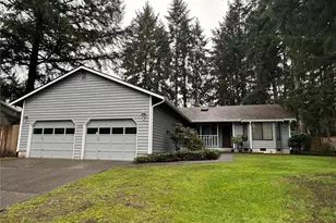 9043 3rd Way SE, Olympia, WA 98513 - Photo 2