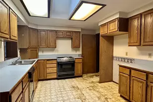 9043 3rd Way SE, Olympia, WA 98513 - Photo 8