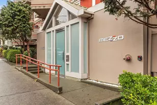 711 E Denny Way, Seattle, WA 98122 - Photo 2