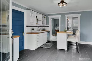 2110 Virginia Ave, Everett, WA 98201 - Photo 10