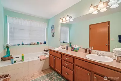 11417 185th Street E, Puyallup, WA 98374 - Photo 18