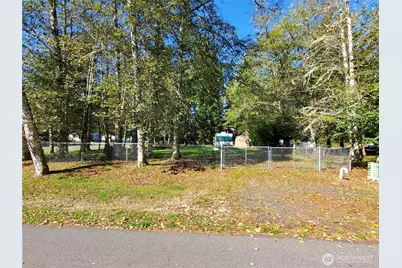 999 Gunderson Avenue SE, Ocean Shores, WA 98569 - Photo 10