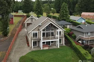 421 W Lake Isabella Loop, Shelton, WA 98584 - Photo 2