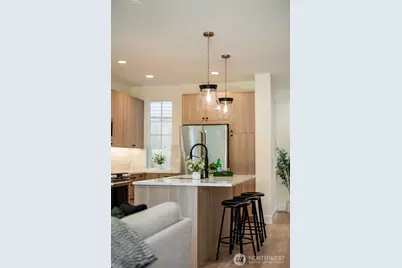 11812 NE 103rd Place, Kirkland, WA 98033 - Photo 8