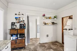 105 Oak St E, Eatonville, WA 98328 - Photo 16