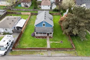 105 Oak St E, Eatonville, WA 98328 - Photo 30