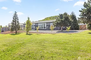 133 Peregrine Ln, Sequim, WA 98382 - Photo 4