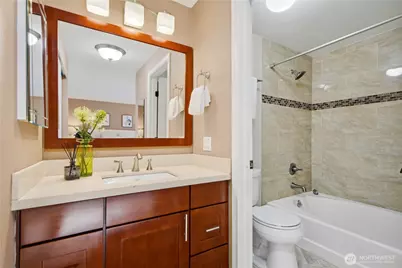 1619 102nd Place NE #B-2, Bellevue, WA 98004 - Photo 16