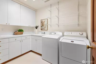 20528 NE Union Hill Road, Redmond, WA 98053 - Photo 24