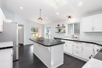 19667 Silver Creek Drive, Sedro Woolley, WA 98284 - Photo 4