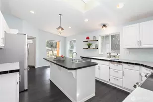 19667 Silver Creek Dr, Sedro Woolley, WA 98284 - Photo 4