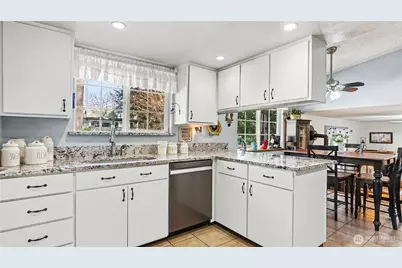 9505 29th Street Court E, Edgewood, WA 98371 - Photo 14