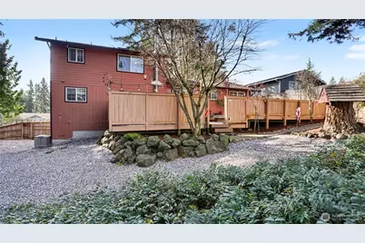 9505 29th Street Court E, Edgewood, WA 98371 - Photo 28