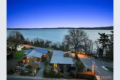 919 6th Street W, Kirkland, WA 98033 - Photo 1