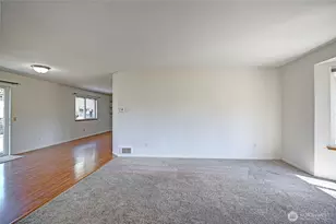 740 Commodore Ln, Camano Island, WA 98282 - Photo 8