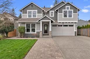 20514 9th Ave W, Lynnwood, WA 98036 - Photo 1