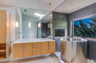 8158 W Mercer Way, Mercer Island, WA 98040 - Photo 22