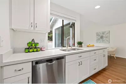 11312 39th Avenue NE, Seattle, WA 98125 - Photo 14