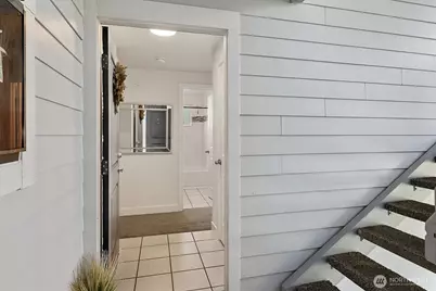 14206 NE 181st Place #L202, Woodinville, WA 98072 - Photo 6