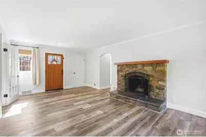 16714 SE Newport Way, Bellevue, WA 98006 - Photo 4