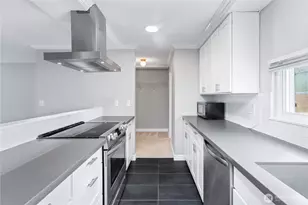 2409 S 222nd St, Des Moines, WA 98198 - Photo 10