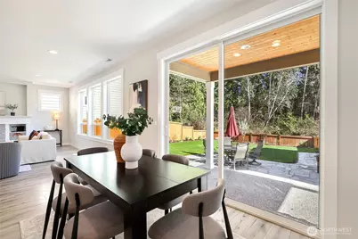 6136 Harbor Inlet Lane NW, Bremerton, WA 98311 - Photo 4