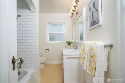 1901 N Union Avenue, Tacoma, WA 98406 - Photo 20