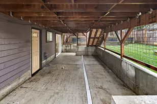 7038 Cleopatra Pl NW, Seattle, WA 98117 - Photo 26