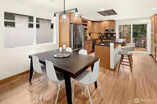 7038 Cleopatra Pl NW, Seattle, WA 98117 - Photo 8