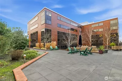 275 W Roy Street #412, Seattle, WA 98119 - Photo 18