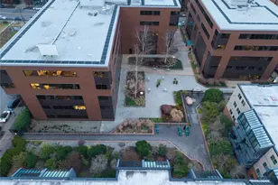 275 W Roy St, Seattle, WA 98119 - Photo 20