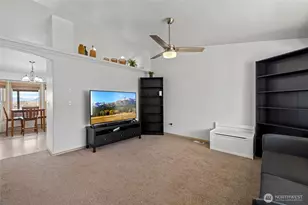 1240 Arrezo Dr, Sedro Woolley, WA 98284 - Photo 8