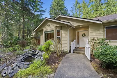 879 881 Kamus Way, Fox Island, WA 98333 - Photo 1