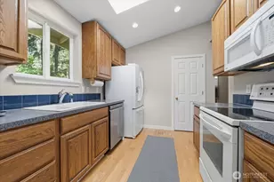 879 881 Kamus Way, Fox Island, WA 98333 - Photo 24