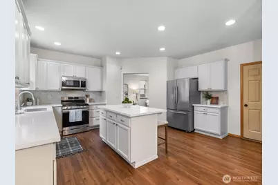 20307 11th Avenue W, Lynnwood, WA 98036 - Photo 2