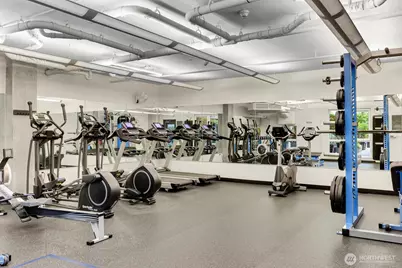 76 Cedar Street #808, Seattle, WA 98121 - Photo 20